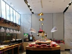 自助取餐区-茅庐川菜