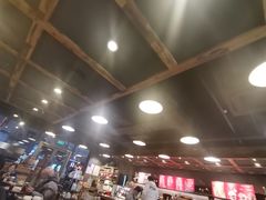 大堂-星巴克臻选(青岛麦凯乐分店)