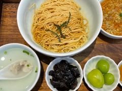 -蟹上黄·蟹黄面·江南糖水(人民广场店)