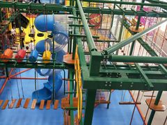 -超人空间竞技场·轰趴团建蹦床主题公园