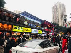 -八一好吃街·高品美食广场