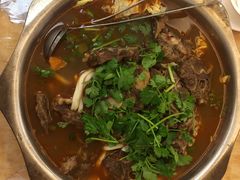 -清真·玛丽亚新疆菜主题餐厅(浙江中路店)