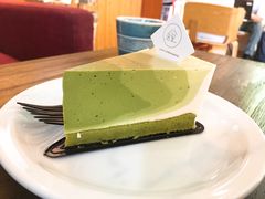 -彳亍咖啡·这里(水湾路店)