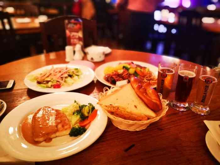 宝莱纳啤酒花园餐厅paulaner brauhaus nanjing(广州路店)-"每次都跟