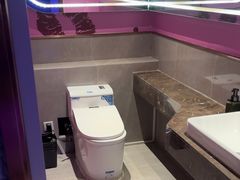 -魔方娱乐空间(兴华路店)