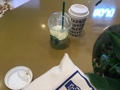 -星巴克臻选(成都环球乐天店)