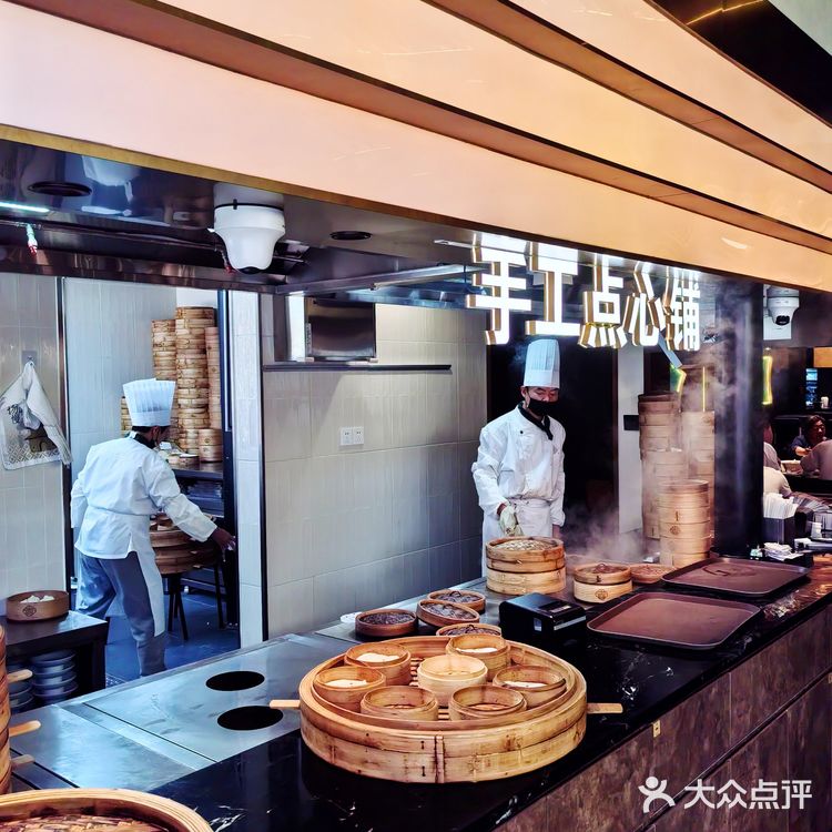扬州这家餐厅的八宝葫芦鸭做的真是功夫菜