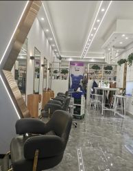 -V8潮牌·接发烫染连锁