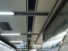 -北京西站(地铁站)