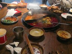 -萍姐火锅·公路夜市(武汉首店)