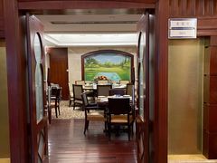 -东莞塘厦三正半山温泉酒店·沙利文西餐厅