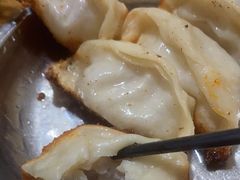 -黄阿姨锅贴大王(万航渡路店)