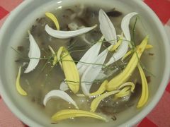 -龙桥私厨·姜花菊花过桥鱼·顺德菜(容桂店)