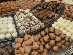 -Laderach 莱德拉(上海环贸iapm店)