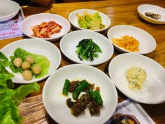 -紫霞门韩国料理烤肉(深南东路店)