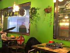 大堂-川渝窈妹纸包鱼·齐齐哈尔烤肉