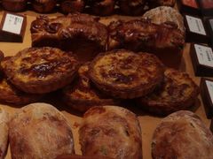 -LANLIZI BAKERY(COSMO店)