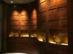-恰餐厅及酒吧 CHAR Bar & Grill (北京丽都皇冠假日店)