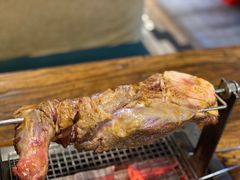 烤羊腿-柿子树炭烤羊腿(金台路店)