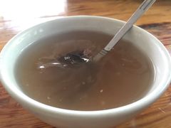 -鸿浩扒猪脚米线