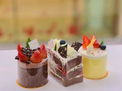 -花花卷卷·鲜食蛋糕(静安久光百货店)