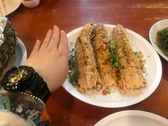 -拉威海鲜市场