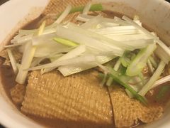 -王记酱骨头馆(新华路一店)