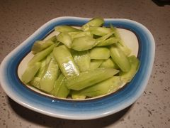 清拌黄瓜-叶派龙虾·招牌十三香(合肥路首店)