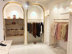 -nana showroom娜娜家服装店