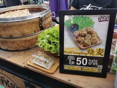 餐饮设施-周日夜市