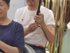 -LAQUEEN 时尚健康假发(万象城总店)