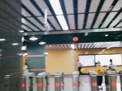 -一大会址·新天地(地铁站)