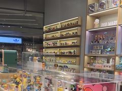 -泡泡玛特POPMART(杭州乐堤港店)