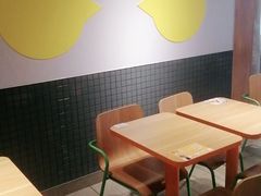 用餐区-麦当劳(玉桥中路店)