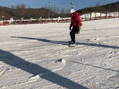 -辽阳弓长岭温泉滑雪场