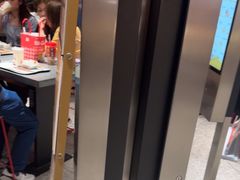 -麦当劳(中山公园龙之梦店)