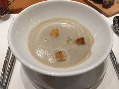 法式奶油蘑菇松露汤-La Sauce法意餐厅