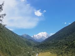 -亚拉雪山风景区