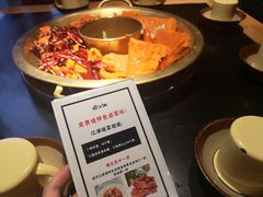 -王婆乔鲜鱼自助火锅(蜀汉路店)