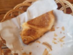 黄金流奶羊角-麦田工坊(月湖店)