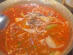 -张翻越·川渝冒菜·武汉黑鸭煲(城北万象城店)