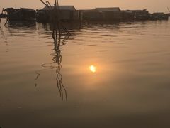 -洞里萨湖