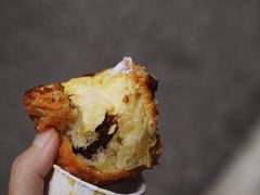 猫山王burnt&nbsp;cheese&nbsp;cruffin-Keong Saik Bakery