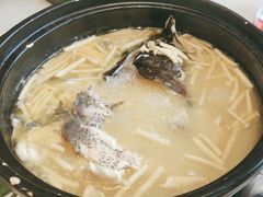 -泓历皇朝酒店(东亭店)
