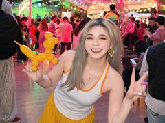 -瑞虹新天地月亮湾