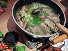 -川堂风·跷脚牛肉·乐山爆炒(宝山日月光店)