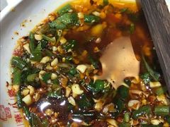 -牛华八婆麻辣烫(龙湖U城店)