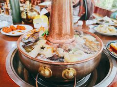 -岳记兴隆·青城腊排铜火锅(融创店)
