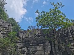 -梭布垭石林景区