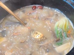 -野菌皇海景野生菌火锅(滨海大道店)